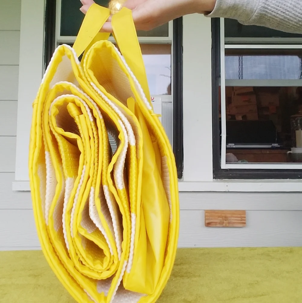 Vtg 70s Beach Tanning Picnic Yoga Mat Travel Yellow White Stripes Fun Aesthetic